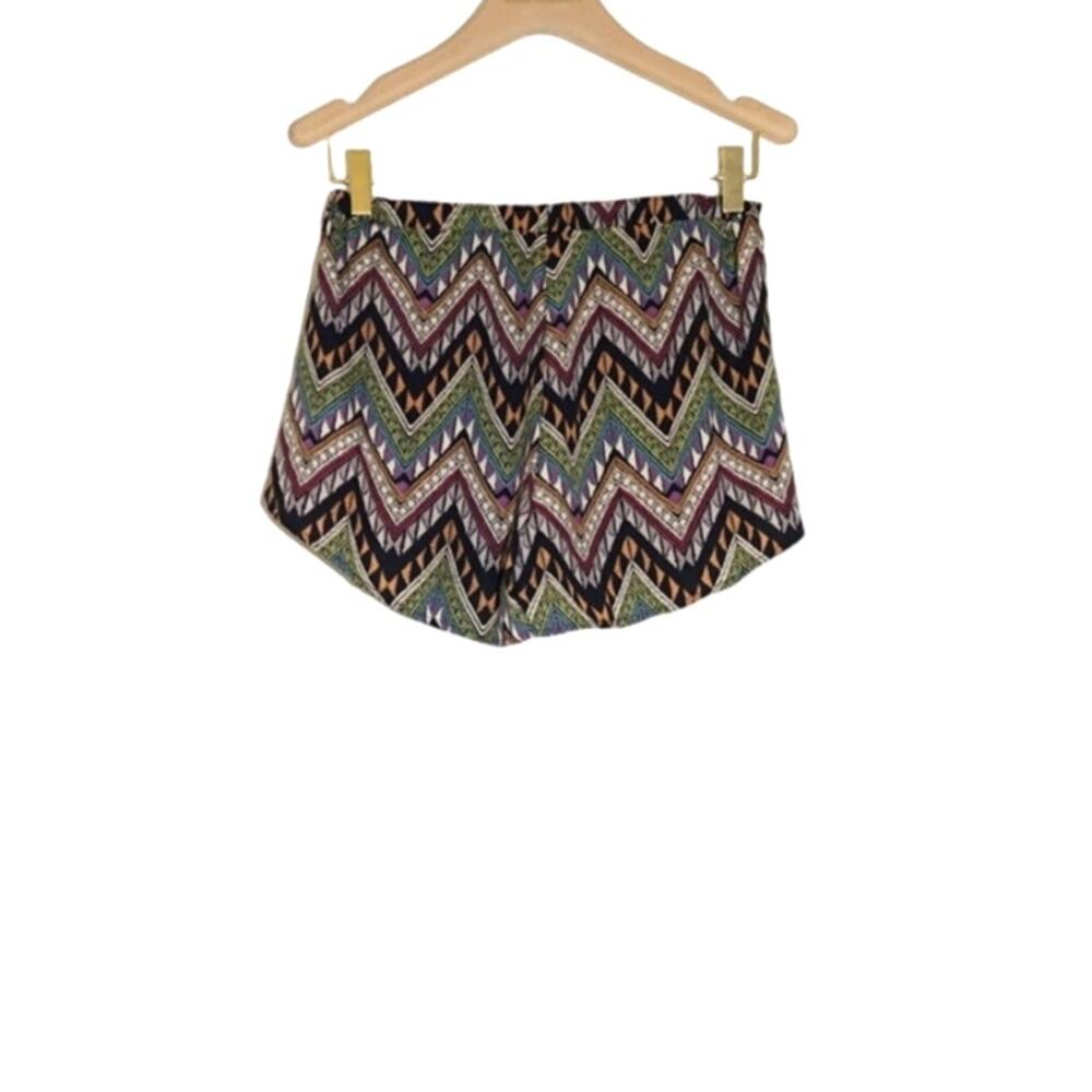 Audrey - Pull On Flutter Shorts with Elastic Waistband Colorful Print / Size M